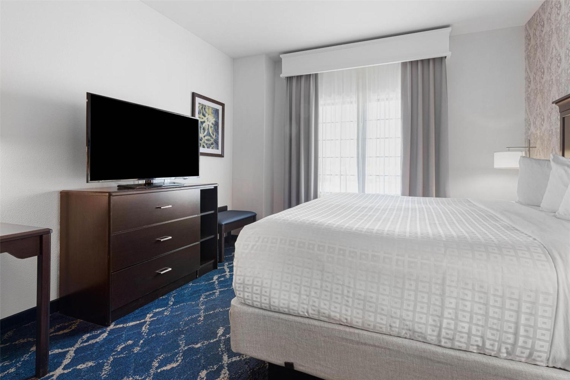 Best Western Plus New Richmond Inn & Suites Exterior photo