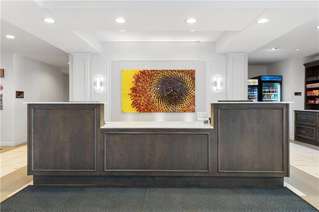 Best Western Plus New Richmond Inn & Suites Interior photo
