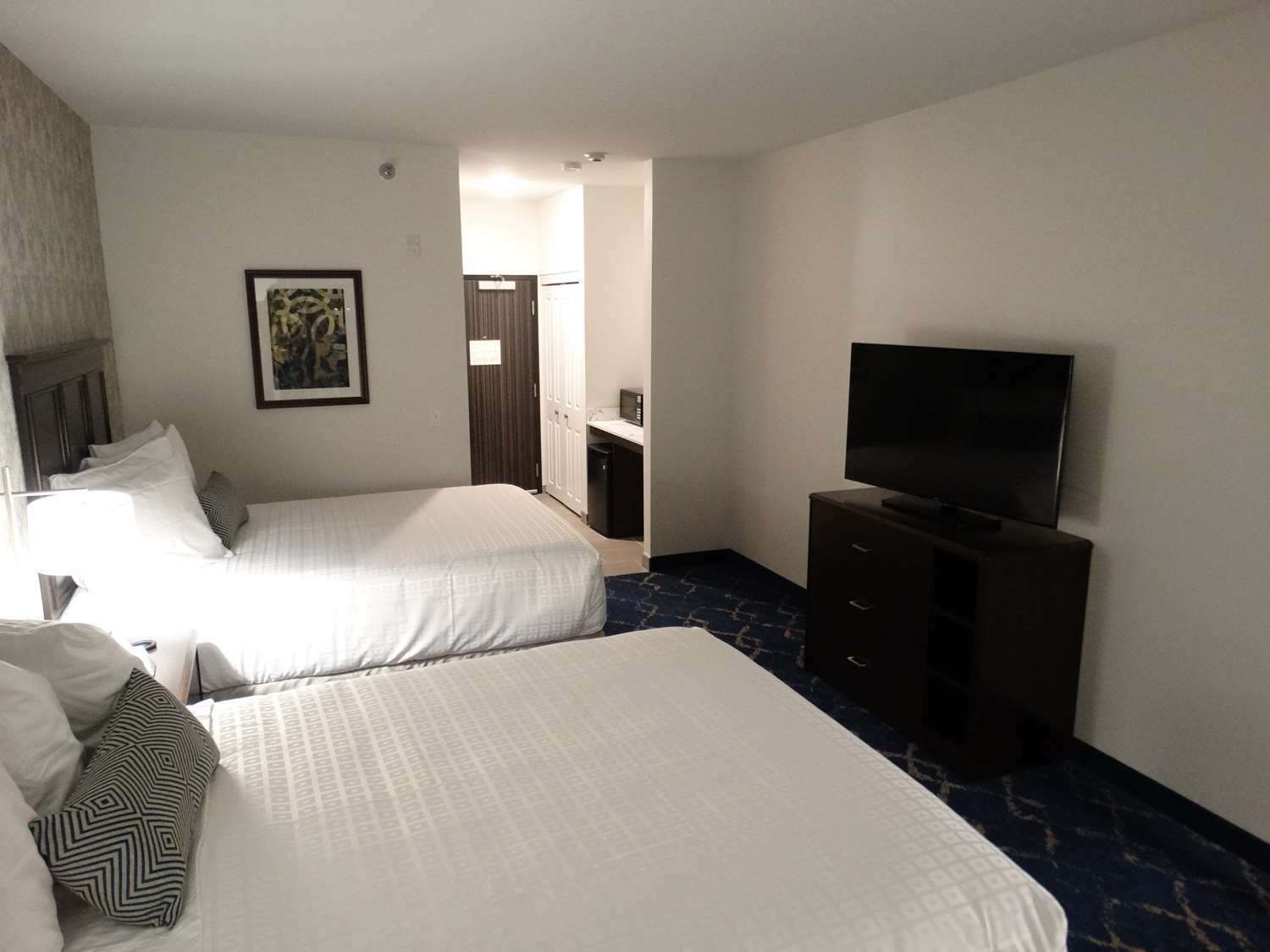 Best Western Plus New Richmond Inn & Suites Exterior photo